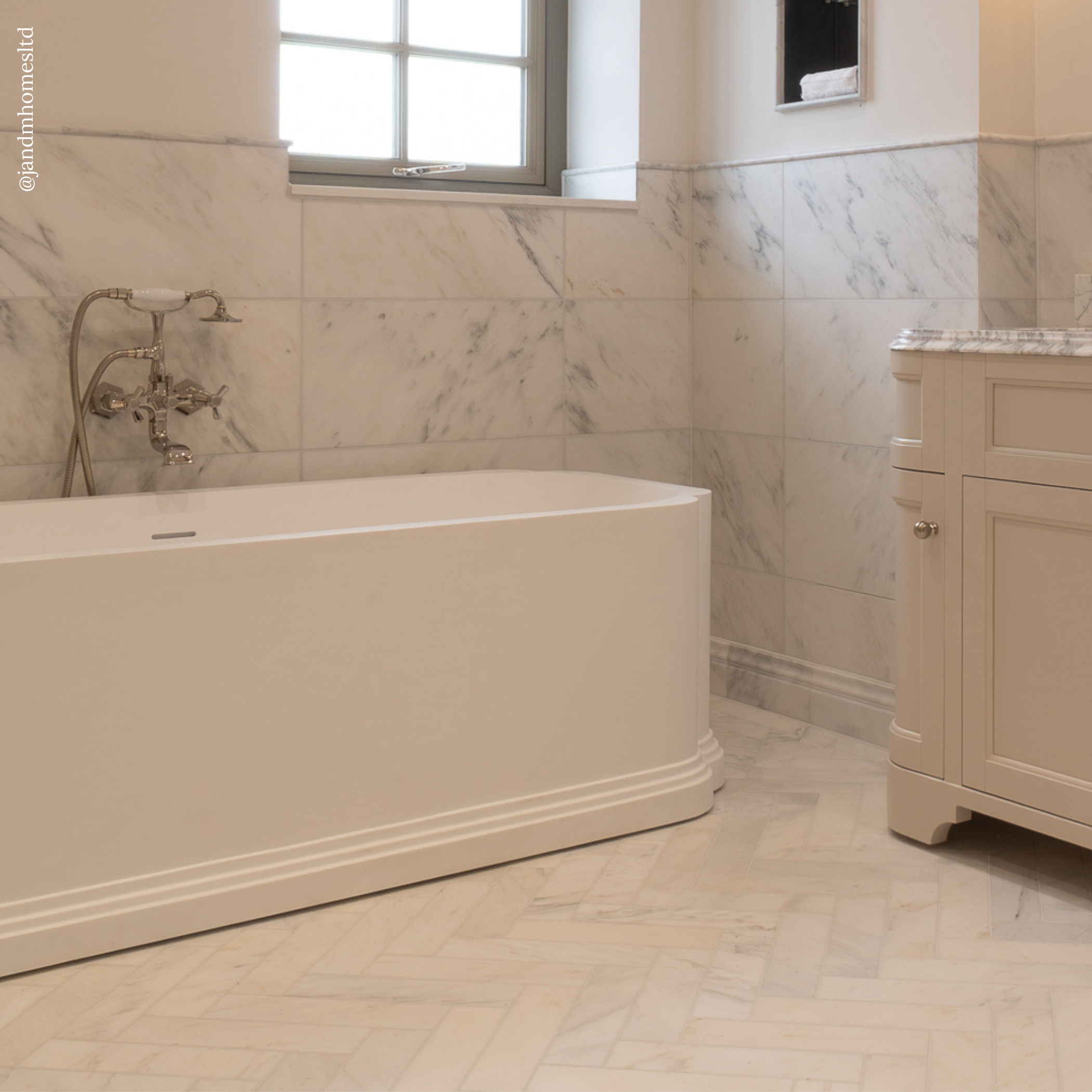Hampton Freestanding Stone Bath 1756mm